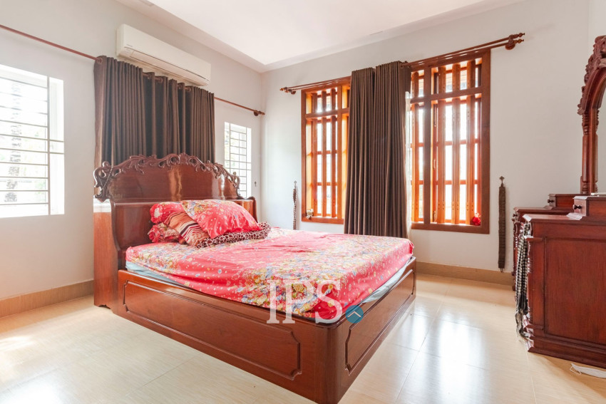8 Bedroom Villa For Rent - Kouk Chak, Siem Reap