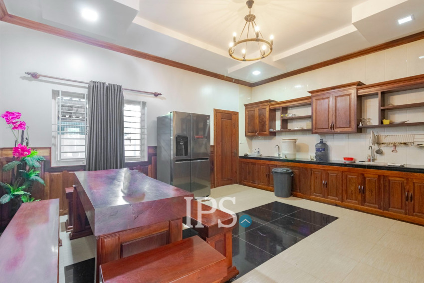 8 Bedroom Villa For Rent - Kouk Chak, Siem Reap
