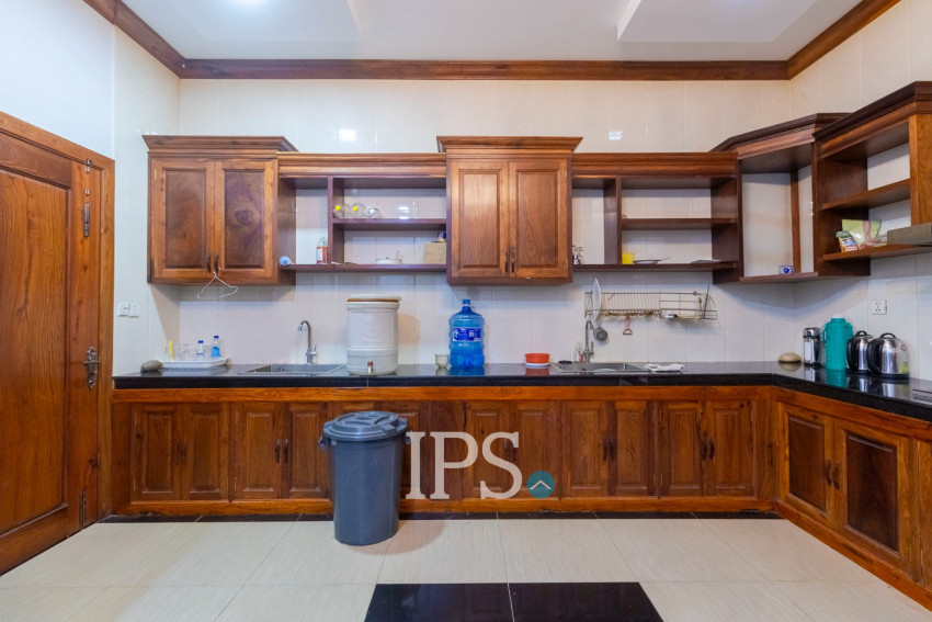 8 Bedroom Villa For Rent - Kouk Chak, Siem Reap