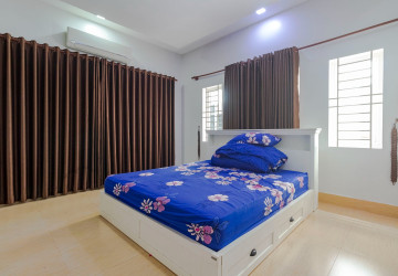 8 Bedroom Villa For Rent - Kouk Chak, Siem Reap thumbnail