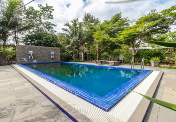 8 Bedroom Villa For Rent - Kouk Chak, Siem Reap thumbnail