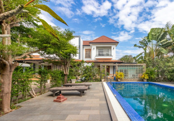 8 Bedroom Villa For Rent - Kouk Chak, Siem Reap thumbnail