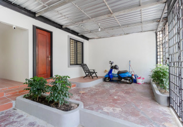 1 Bedroom Apartment For Rent - Sala Kamreuk, Siem Reap thumbnail