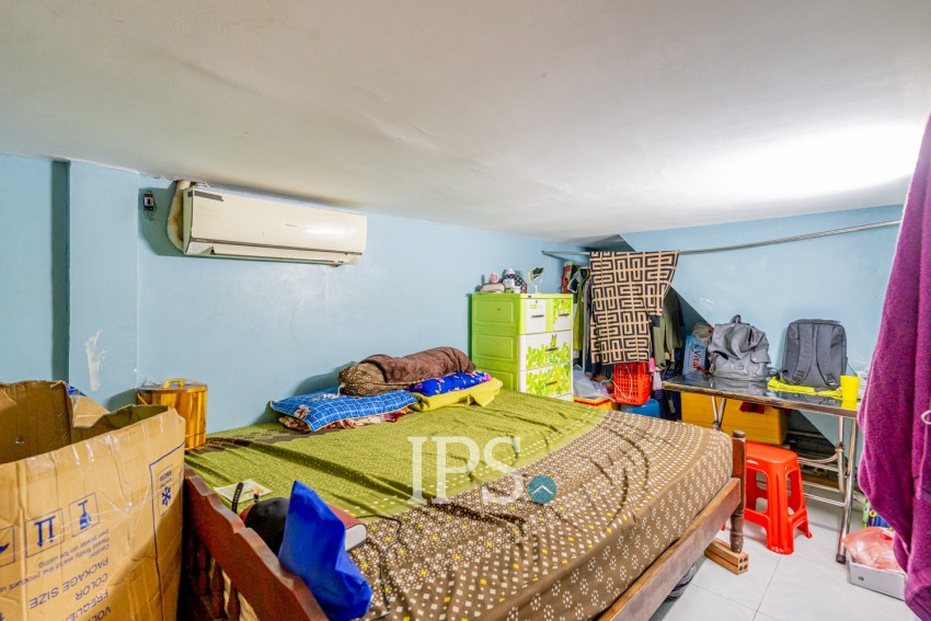 2 Bedroom Ground Floor For Sale - Chaktomukh, PhnomPenh