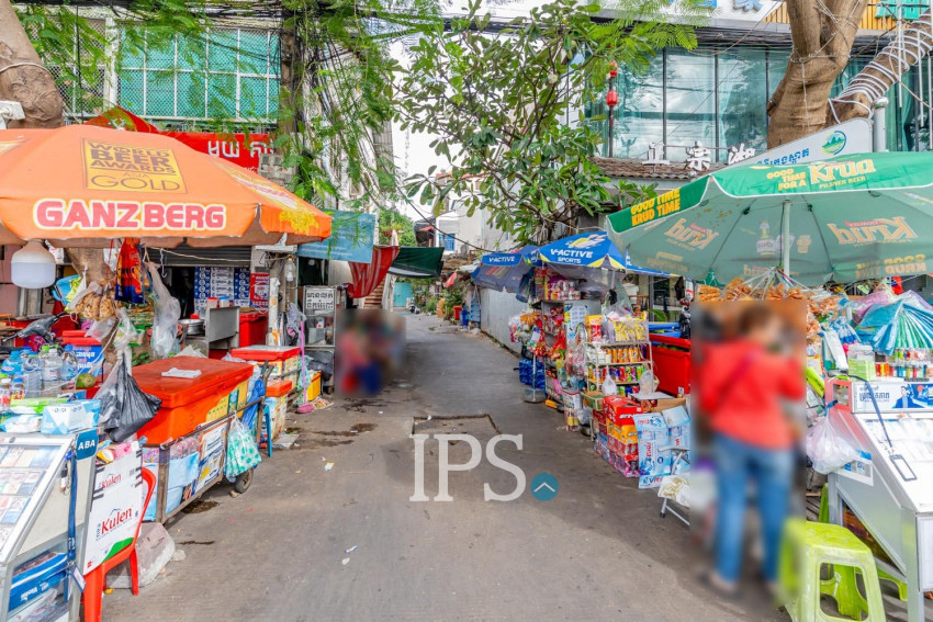 2 Bedroom Ground Floor For Sale - Chaktomukh, PhnomPenh