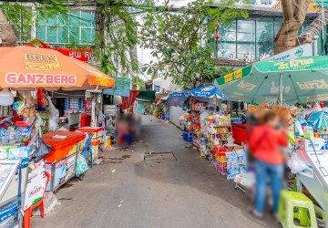 2 Bedroom Ground Floor For Sale - Chaktomukh, PhnomPenh thumbnail