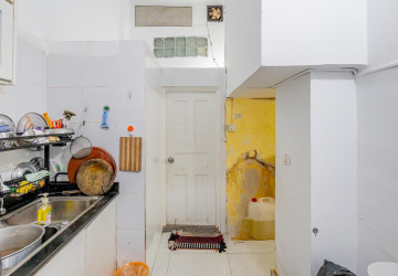 2 Bedroom Ground Floor For Sale - Chaktomukh, PhnomPenh thumbnail