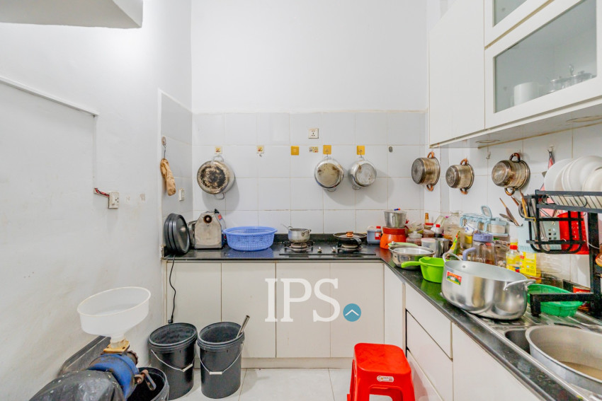 2 Bedroom Ground Floor For Sale - Chaktomukh, PhnomPenh
