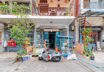 2 Bedroom Ground Floor For Sale - Chaktomukh, PhnomPenh thumbnail