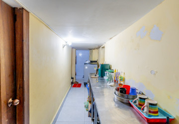 2 Bedroom Ground Floor For Sale - Chaktomukh, PhnomPenh thumbnail