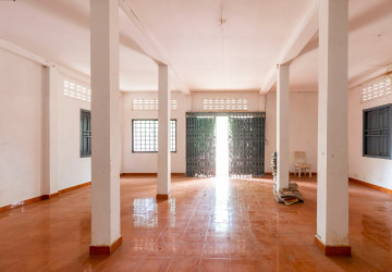 2 Bedroom House For Rent - Kouk Chak, Siem Reap thumbnail