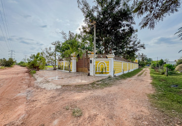 3 Bedroom House For Sale - Chreav, Siem Reap thumbnail