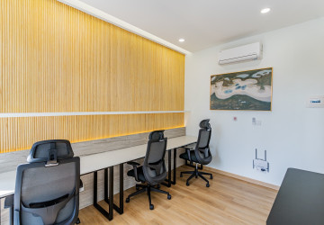 11 Sqm Office Space For Rent - Tonle Bassac, Phnom Penh thumbnail