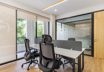 18.5 Sqm Office Space For Rent - Tonle Bassac, Phnom Penh thumbnail