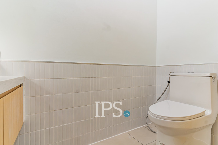 18.5 Sqm Office Space For Rent - Tonle Bassac, Phnom Penh