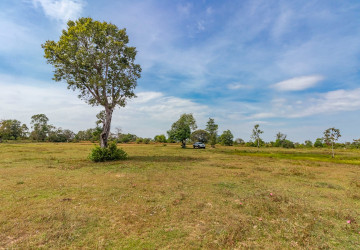 18,000 Sqm Land For Sale - Run Ta Aek, Bantay Srei, Siem Reap thumbnail