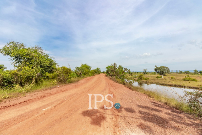 18,000 Sqm Land For Sale - Run Ta Aek, Bantay Srei, Siem Reap