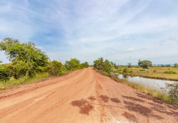 18,000 Sqm Land For Sale - Run Ta Aek, Bantay Srei, Siem Reap thumbnail