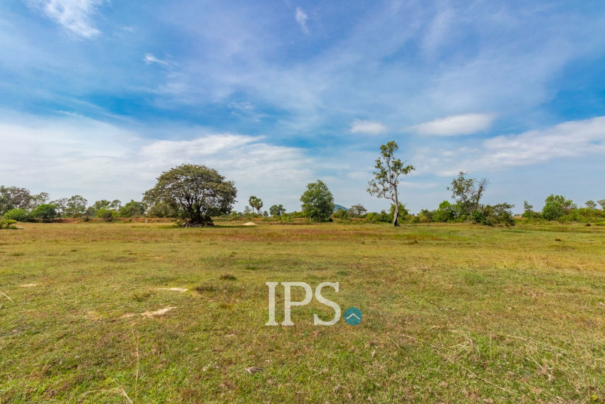 18,000 Sqm Land For Sale - Run Ta Aek, Bantay Srei, Siem Reap