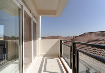 1 Bedroom Apartment For Rent - ST Condo, Svay Dangkum, Siem Reap thumbnail