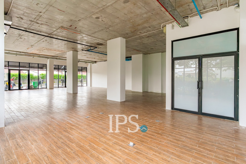 186 Sqm Corner Retail Space For Rent - Urban VIllage Phase I, Chak Angrae Kraom, Phnom Penh
