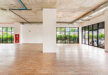 186 Sqm Corner Retail Space For Rent - Urban VIllage Phase I, Chak Angrae Kraom, Phnom Penh thumbnail