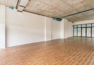 186 Sqm Corner Retail Space For Rent - Urban VIllage Phase I, Chak Angrae Kraom, Phnom Penh thumbnail