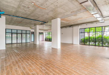 186 Sqm Corner Retail Space For Rent - Urban VIllage Phase I, Chak Angrae Kraom, Phnom Penh thumbnail