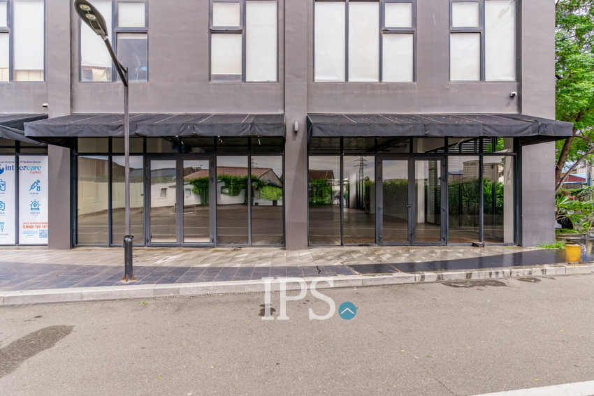 186 Sqm Corner Retail Space For Rent - Urban VIllage Phase I, Chak Angrae Kraom, Phnom Penh
