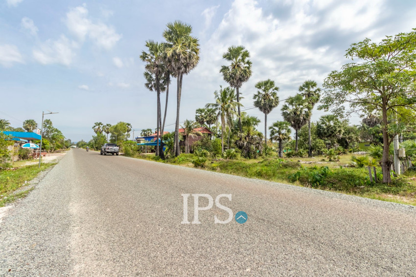 900 Sqm Land For Sale - Tbaeng, Bantay Srei, Siem Reap