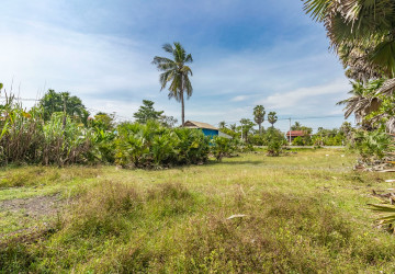 900 Sqm Land For Sale - Tbaeng, Bantay Srei, Siem Reap thumbnail