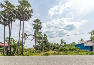900 Sqm Land For Sale - Tbaeng, Bantay Srei, Siem Reap thumbnail