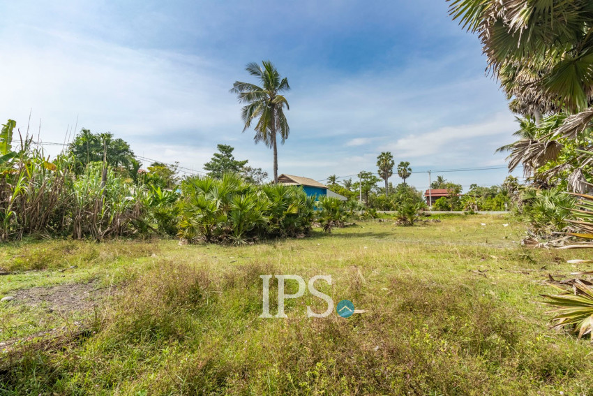 900 Sqm Land For Sale - Tbaeng, Bantay Srei, Siem Reap