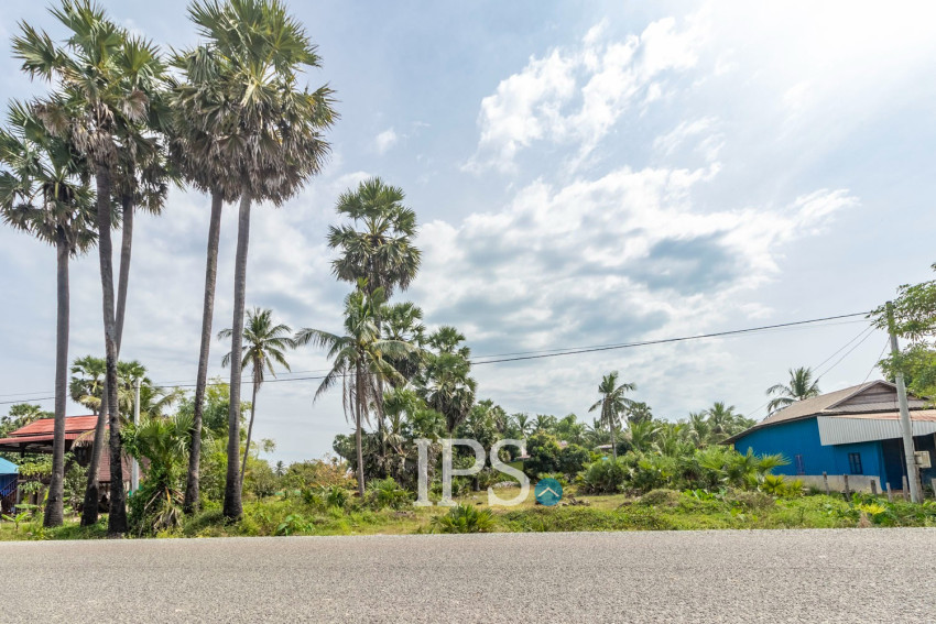 900 Sqm Land For Sale - Tbaeng, Bantay Srei, Siem Reap