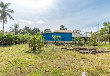900 Sqm Land For Sale - Tbaeng, Bantay Srei, Siem Reap thumbnail
