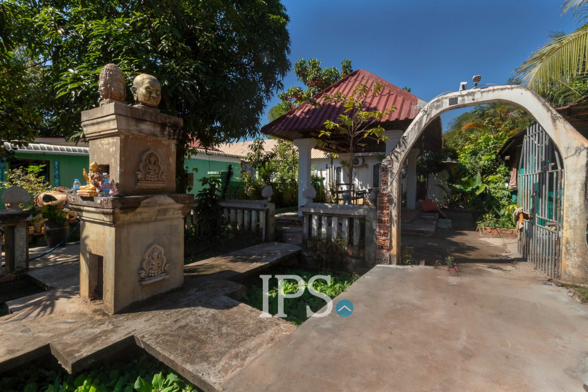 10 Bedroom House For Rent - Kandaek, Prasat Bakong, Siem Reap