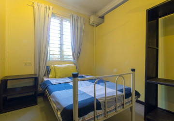 10 Bedroom House For Rent - Kandaek, Prasat Bakong, Siem Reap thumbnail