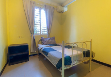 10 Bedroom House For Rent - Kandaek, Prasat Bakong, Siem Reap thumbnail