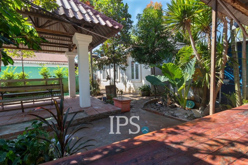 10 Bedroom House For Rent - Kandaek, Prasat Bakong, Siem Reap