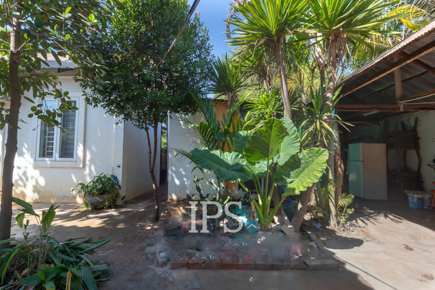 10 Bedroom House For Rent - Kandaek, Prasat Bakong, Siem Reap