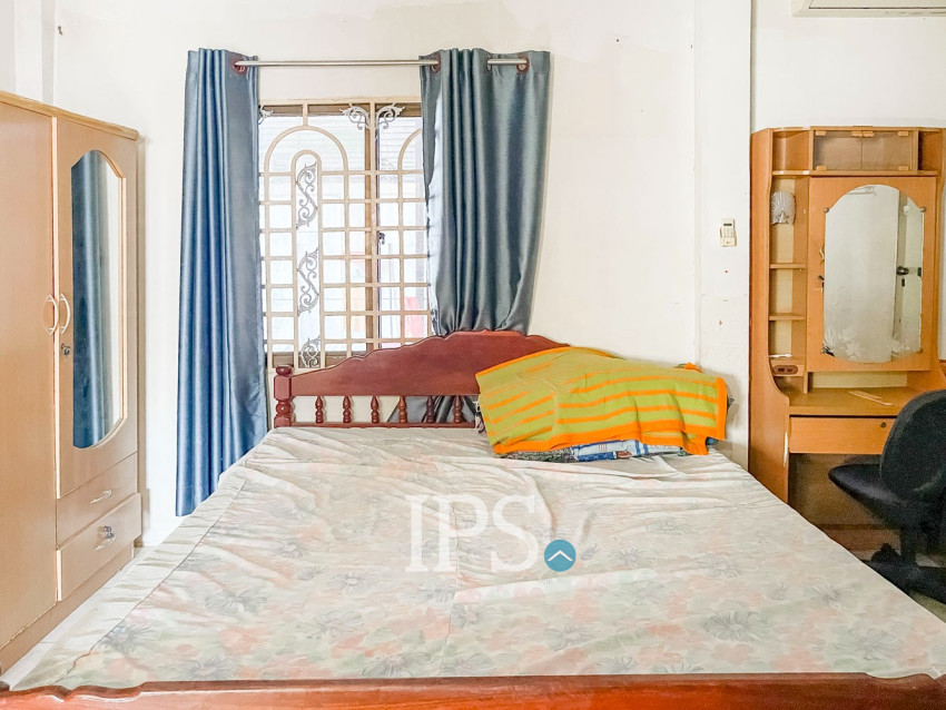 4 Bedroom House For Rent - Svay Dangkum, Siem Reap