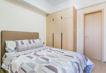 2 Bedroom Condo For Rent - Le Conde, BKK1, Phnom Penh thumbnail