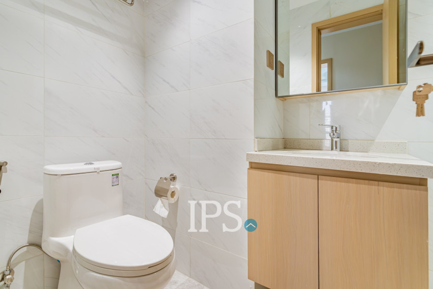 2 Bedroom Condo For Rent - Le Conde, BKK1, Phnom Penh