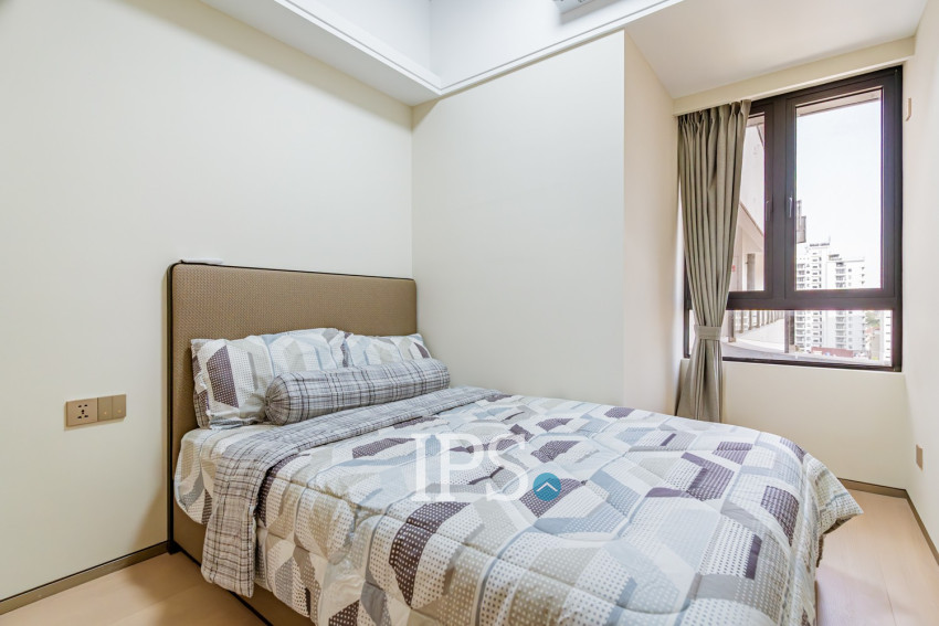 2 Bedroom Condo For Rent - Le Conde, BKK1, Phnom Penh