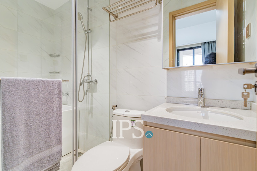 2 Bedroom Condo For Rent - Le Conde, BKK1, Phnom Penh