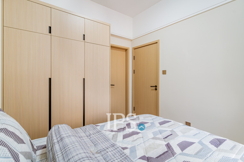 2 Bedroom Condo For Rent - Le Conde, BKK1, Phnom Penh