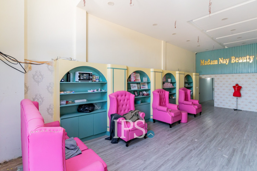 4 Bedroom Shophouse For Rent - Boeng Trabaek, Phnom Penh