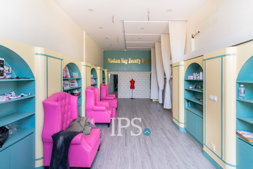4 Bedroom Shophouse For Rent - Boeng Trabaek, Phnom Penh