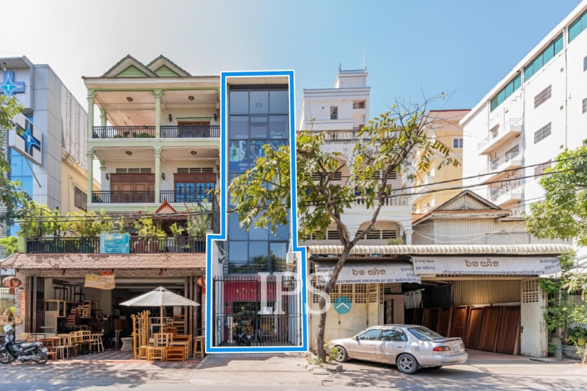 4 Bedroom Shophouse For Rent - Boeng Trabaek, Phnom Penh