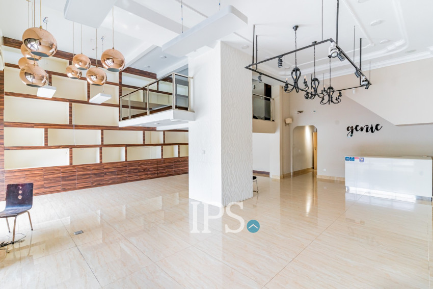 4 Bedroom Shophouse For Rent - Tonle Bassac, Phnom Penh